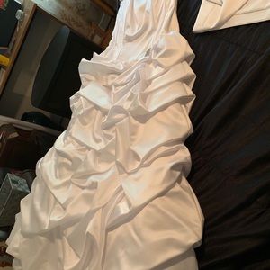 Princess strapless gown with diamond accent/waist